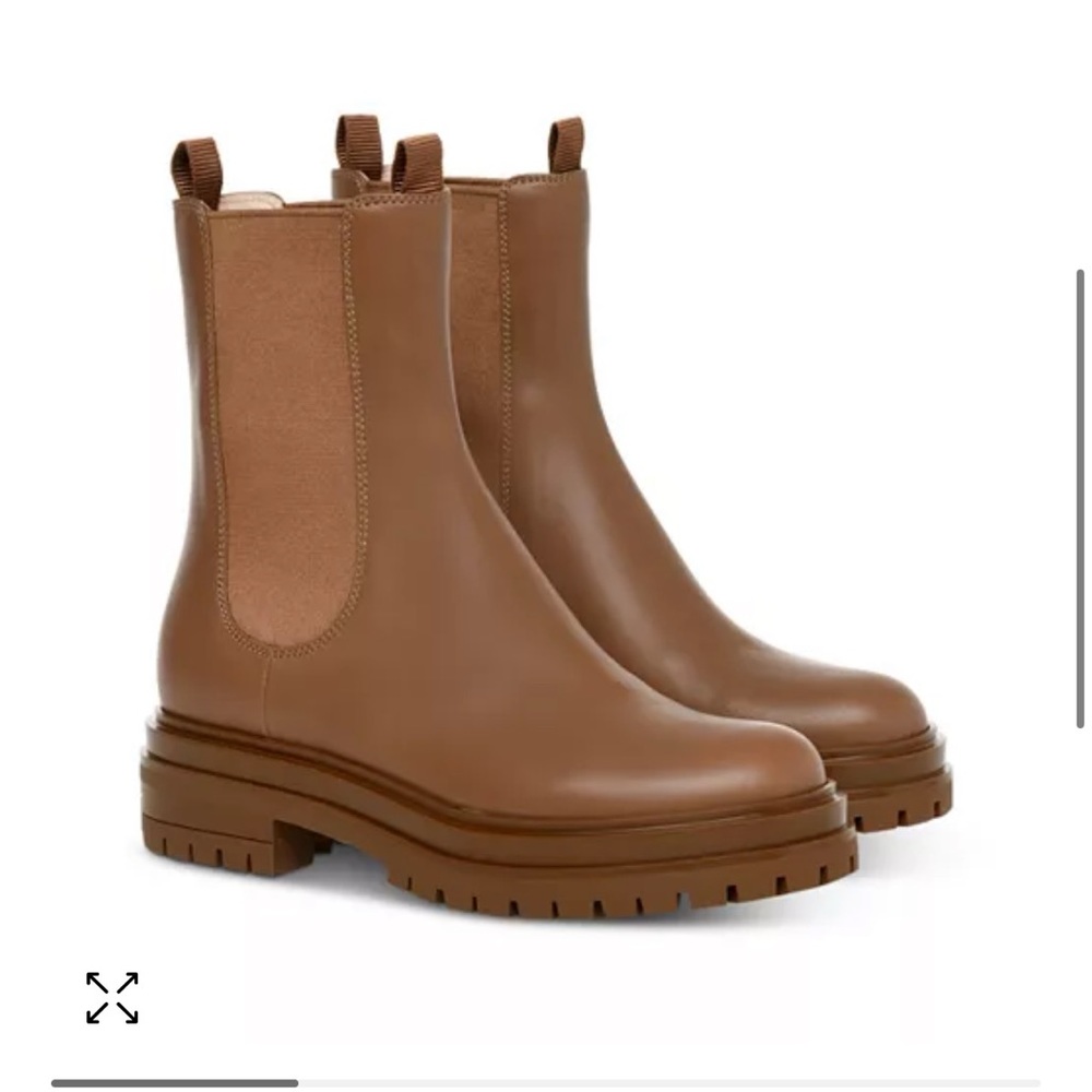 Gianvito Rossi brown boots